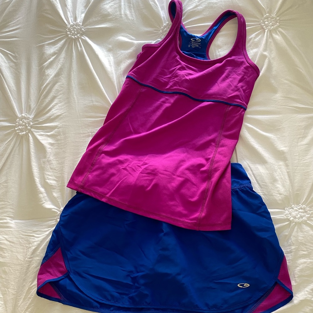 Champion Tennis/Workout Set Size Medium